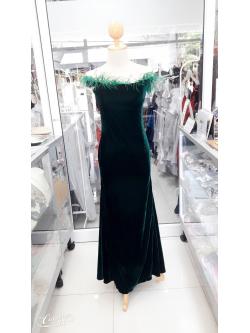 (PRE-LOVED) ราตรียาวสีเขียวกำมะหยี่ขน (อก34 เอว30 สะโพก38)