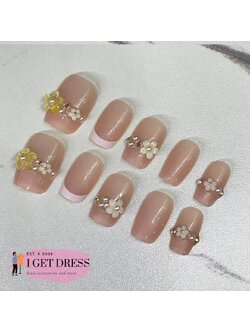 เล็บปลอม