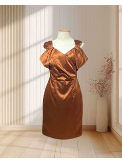 (PRE-LOVED) สั้นส้มอิฐสายใหญ่อ้อมแขน ผ้าเปเป้