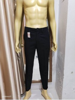 กางเกงขายาวสีดำ 32 (AU)