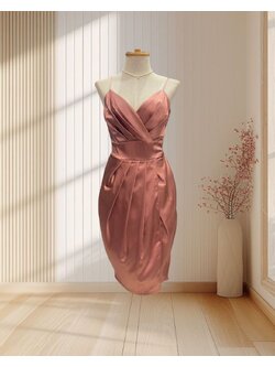 ราตรีสั้นสีแชมเปญ สายเดี่ยวสปาเกตตี้ จีบอกเอว ไซส์ M