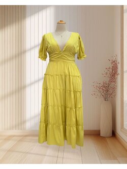 (PRE-LOVED) เดรสยาวสีเหลือง แขนตุ๊กตา คอวีแหวกลึก กระโปรงพอง ไซส์ 2XL