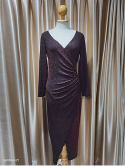 (PRE-LOVED) ชุดราตรียาวกลิตเตอร์ รัดรูปแขนยาว สีแดง L