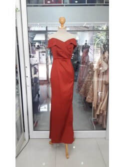 ยาวสีส้มปาดไหล่ (M)