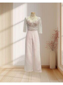 (PRE-LOVED) จั๊มพ์สูทสีครีม แขนยาว ผ้าลูกไม้ เซ็กซี่ ไซส์ S