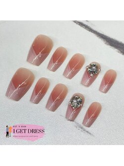 เล็บปลอม