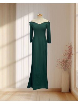 ราตรียาวสีเขียว ปาดไหล่แขนยาว กระโปรงหางปลาเบาๆ ไซส์ M