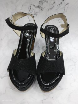 รองเท้ากลิตเตอร์ดำ 38