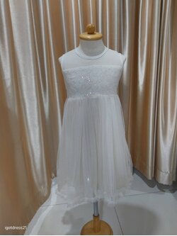 ชุดเด็กสีขาวครีม กลิตเตอร์แขนกุด