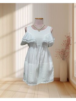 (PRE-LOVED) เดรสสั้นสีขาวครีม แขนกุด อกระบาย กระโปรงผ้าชีฟอง ไซส์ M