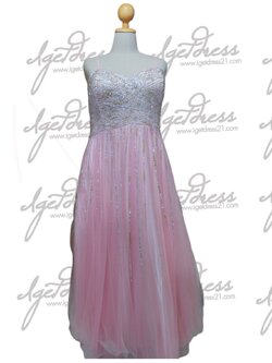 ชุดราตรียาวแต่งเพชร สีชมพู