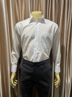 เสื้อแชิตแขนยาวสีขาว XL (AU)