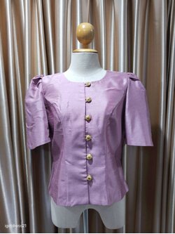 เสื้อผ้าไหมสีชมพู 36