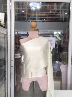 สไบเรียบสีขาวครีม