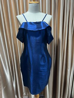 (PRE-LOVED) ราตรีสั้นไหมเทียม L