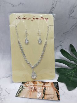 สร้อยเพชร+ต่างหูเพชร