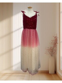 (PRE-LOVED) ชุดราตรียาวสายเดี่ยวเสื้อสีแดงกระโปรงไล่สี F