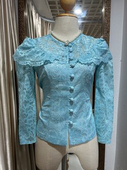 เสื้อลูกไม้สีฟ้า 34