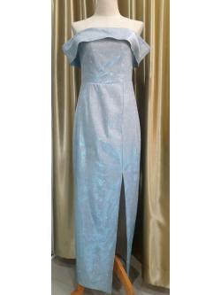 (PRE-LOVED) ชุดราตรียาวสีฟ้าผ้าGliter(M)