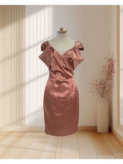 (PRE-LOVED) ราตรีสั้นสีแชมเปญ สายเดี่ยวใหญ่ โอบแขน ผ้าเงา ไซส์ S