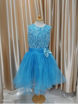 ชุดเด็กเสื้อกลิตเตอร์กระโปรงสีฟ้า