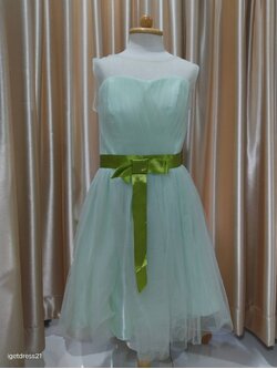 ชุดเด็กแขนกุดสีเขียว