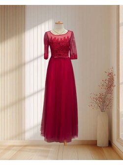 (PRE-LOVED) ราตรียาวสีแดง ผ้ามุ้ง แขนลูกไม้ ไซส์ S