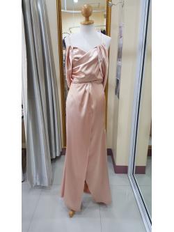 ชุดราตรียาวสีโอรสส้มสายเดี่ยวอกจับกลีบ+ผ้าคลุมไหล่ในตัว(S)