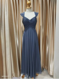 (PRE-LOVED) ชุดราตรียาวชีฟองน้ำเงินเทาโอบไหล่ S