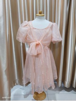 ชุดราตรีเด็กสีโอโรสแขนตุ๊กตา