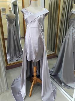 ชุดราตรีหน้าสั้นหลังยาวเข้ารูปปาดไหล่ L