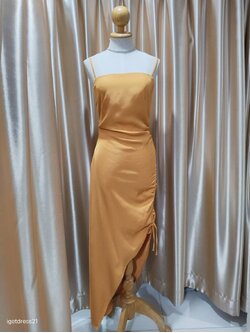 ชุดเดรสยาวสายเดี่ยวรูดข้างสีเหลือง S