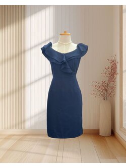 (PRE-LOVED) ราตรีสั้นสีกรม ปาดไหล่ ระบาย 2 ชั้น ผ้าฮานาโกะ ไซส์ XL