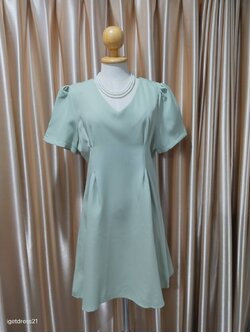 ชุดเดรสแต่งจีบเอวสูงสีเขียว XL