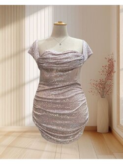 (PRE-LOVED) ราตรีสั้นสีชมพู ปักเลื่อมกลิตเตอร์ เกาะอก ปาดไหล่ ไซส์ 2XL