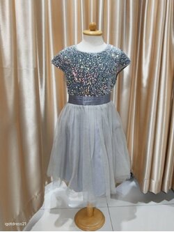 ชุดราตรีเด็ก สีเทาอกกลิตเตอร์