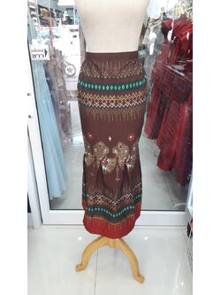 กระโปรงยาวผ้าไทยสีน้ำตาล