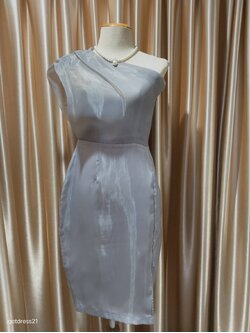 (PRE-LOVED) ชุดราตรีสั้นสีเทา(S) มือ2