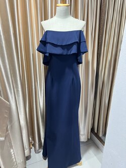 (PRE-LOVED) ยาวกรมปาดไหล่ระบาย2ชั้น M มือ2