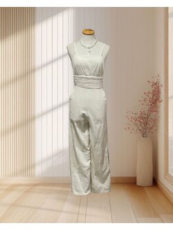 (PRE-LOVED) จั๊มพ์สูทสีครีม ขายาว สายเดี่ยวผูกโบว์ด้านหลัง ไซส์ S