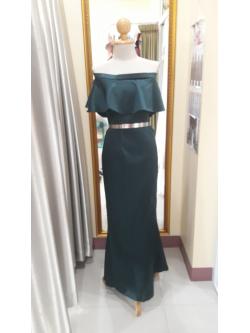(PRE-LOVED) ราตรียาวสีเขียวปาดไหล่(L)