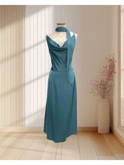 ราตรียาว สีฟ้าน้ำทะเล สายเดี่ยวคอถ่วง พร้อมผ้าพันคอ ไซส์ L