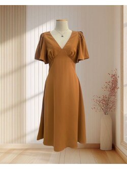ราตรีสั้นสีน้ำตาล คอวี มีแขน ทรงยอดฮิต ไซส์ S