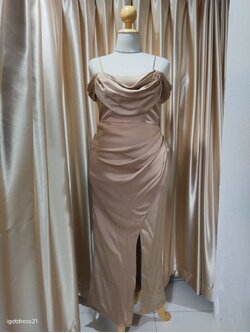 (PRE-LOVED) ชุดราตรียาวสายเดี่ยวโอบแขนสีน้ำตาล 2XL