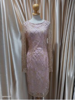 ชุดราตรีสั้นสีชมพูทรงสอบ gliter แขนยาว (M) มือ2