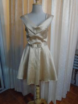 ราตรีสั้นไหล่ปาดสีแชมเปญ(ฟรีไซส์)