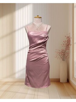 (PRE-LOVED) ชุดราตรีสั้นสายเดี่ยวจับจีบ สีชมพู ไซส์ XS