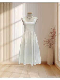 เดรสสั้นสีขาว ผ้าร่ม สายเดี่ยวใหญ่ กระโปรงบาน ไซส์ S