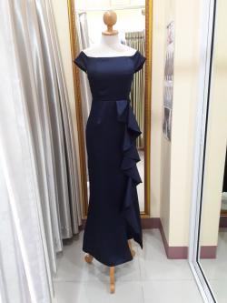 (PRE-LOVED) ชุดราตรียาวปาดไหล่เอวจีบ (S)