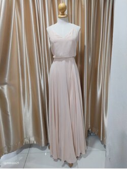 (PRE-LOVED) ชุดราตรียาวชีฟองครีมชมพูสายเดี่ยว L